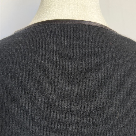 J Crew Black Wool Cashmere Blend Cardigan with Floral Embroidery Size M Preppy - Picture 6 of 10